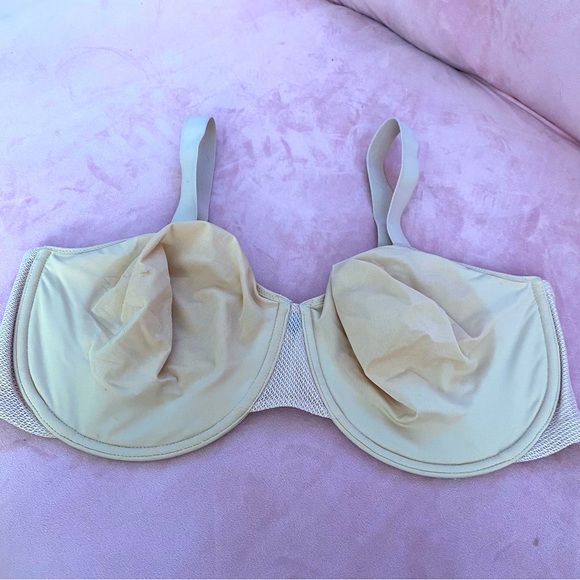 Wacoal Bra 42DDD Underwire Demi Cream Nude 4 Clasp Textured Side 42F Great Cond - Picture 1 of 9